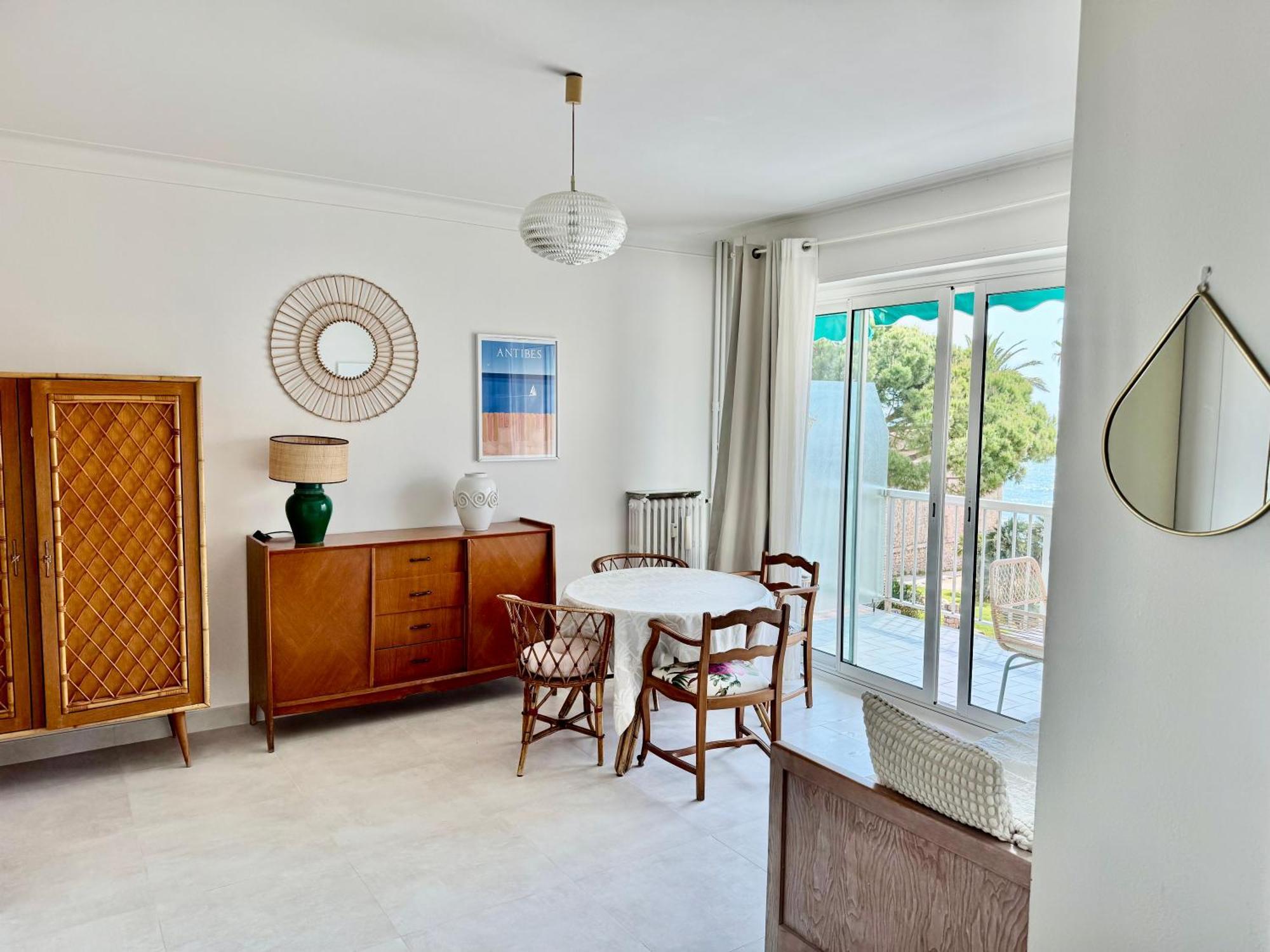 Cozy Studio, Sea View, Old Town, Near Beaches 昂蒂布 外观 照片