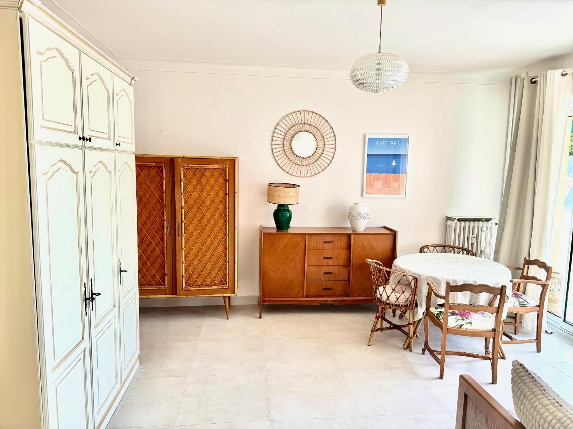 Cozy Studio, Sea View, Old Town, Near Beaches 昂蒂布 外观 照片